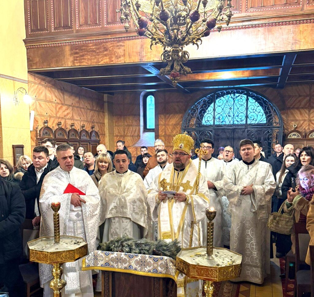 Vladika Stipić predvodio božićna slavlja u konkatedrali u Zagrebu