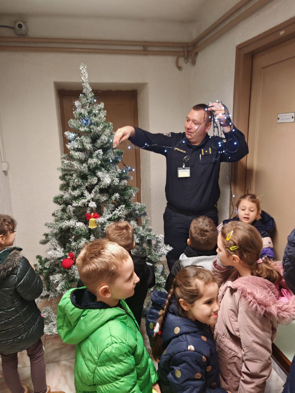 9b2a9dfe 1768 4af5 A52b C6d7f34a0312