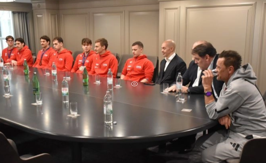 HOO priredio prijam za plivačku reprezentaciju