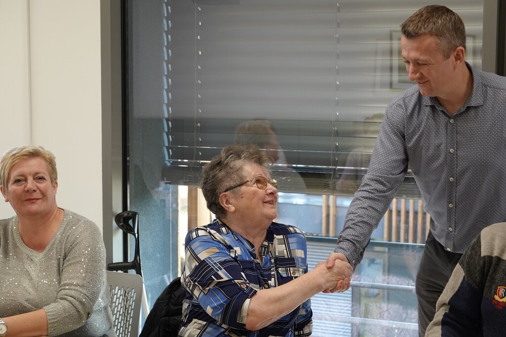 Grad Đurđevac već desetu godinu zaredom osigurava božićnice za umirovljenike