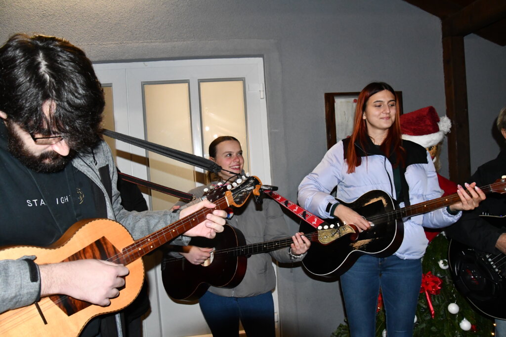 [FOTO] Druženje treće adventske nedjelje u Svetom Ivanu Žabnu