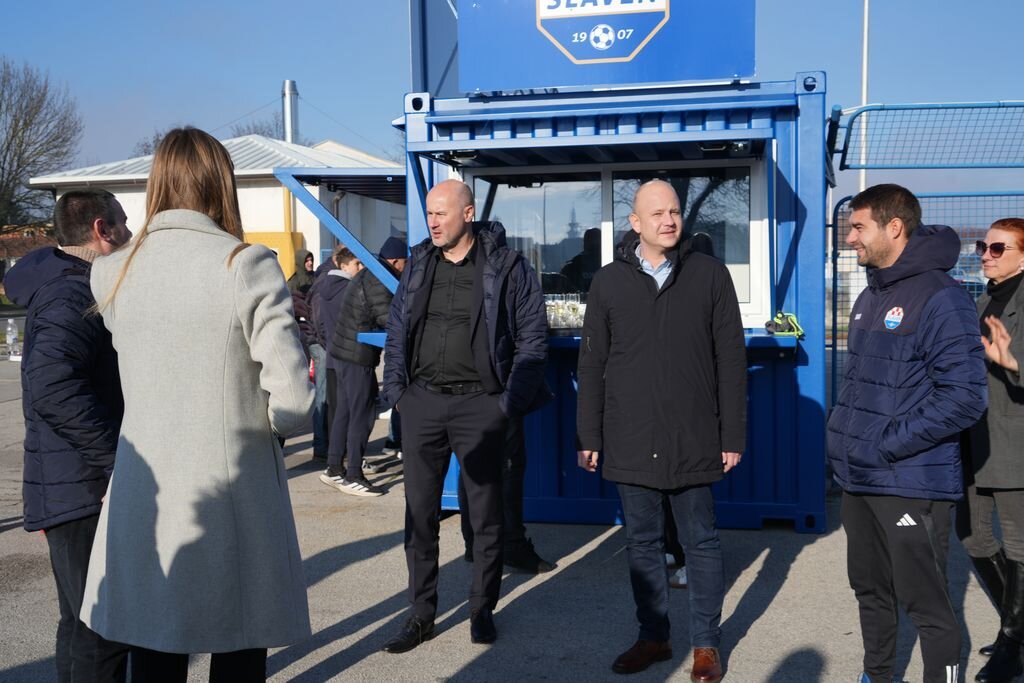 Fan Shop Slaven Belupo Otvorenje 04