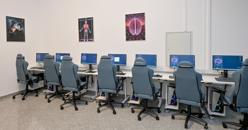 Gimnazija Obilazak (9)