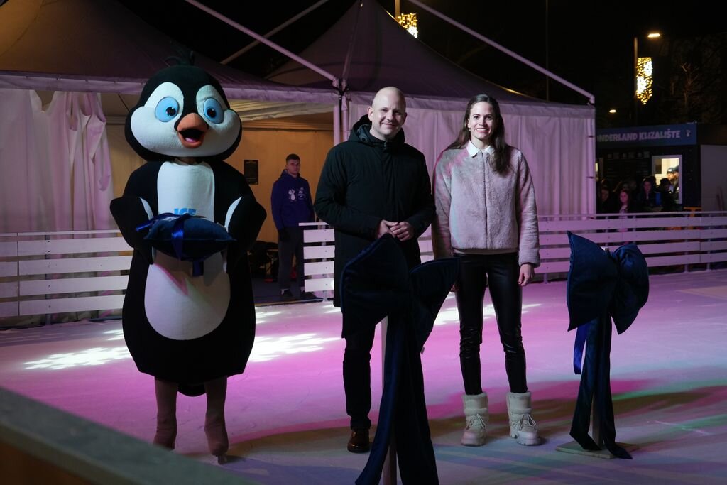 Počela Koprivnička bajka: Grad zasjao u blagdanskom sjaju