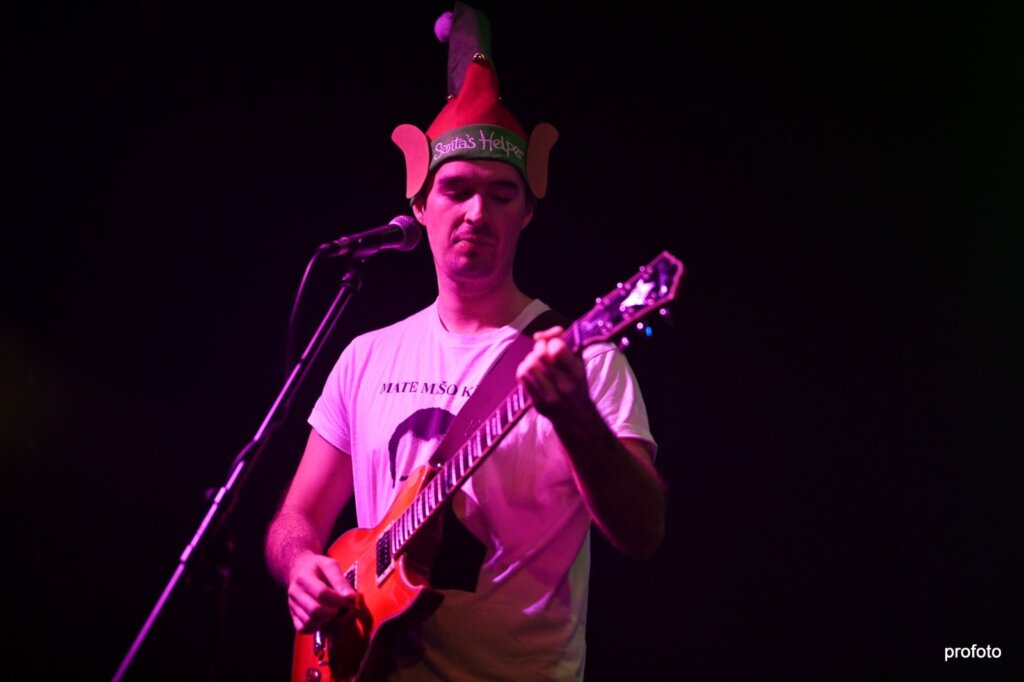 Photo 2025 12 05 23 29 35 11