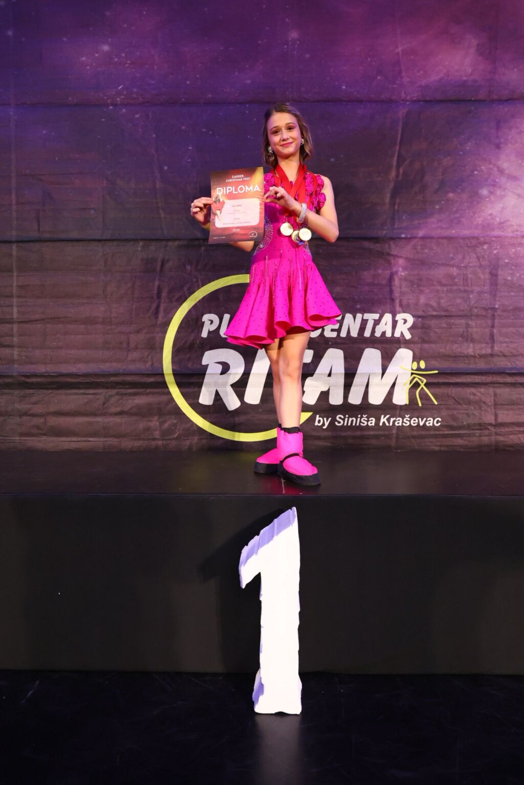 Photo 2025 12 13 21 34 46 1