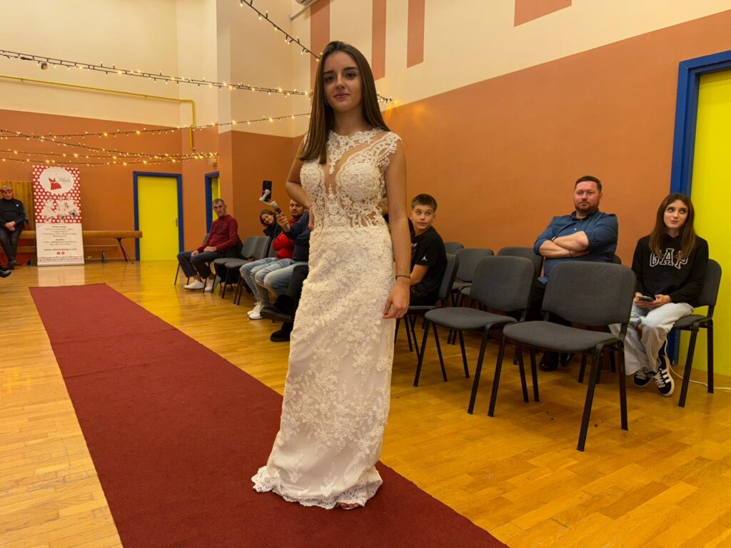 Photo 2025 12 13 21 36 48 1