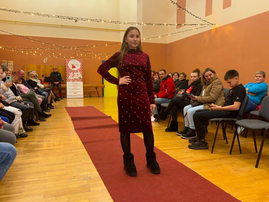 Photo 2025 12 13 21 36 51 1