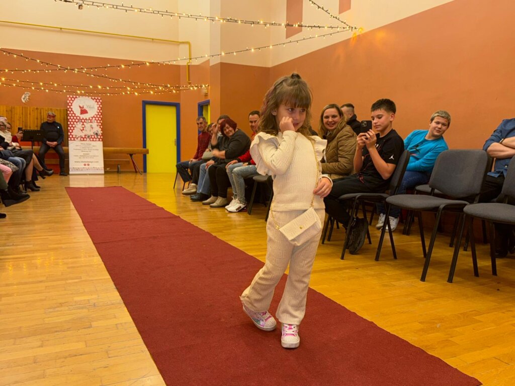 Photo 2025 12 13 21 36 52 1