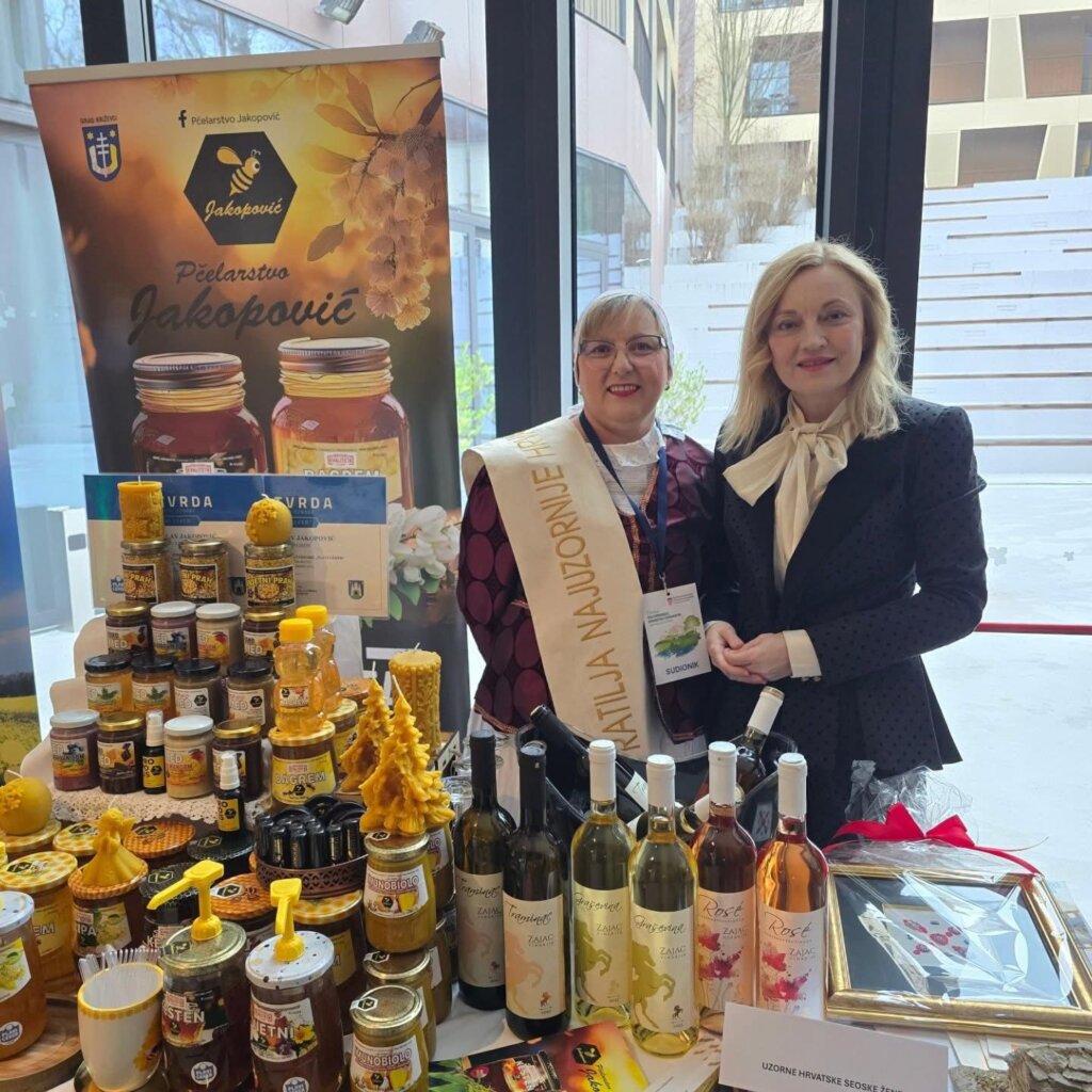 Photo 2025 12 15 21 17 39 3