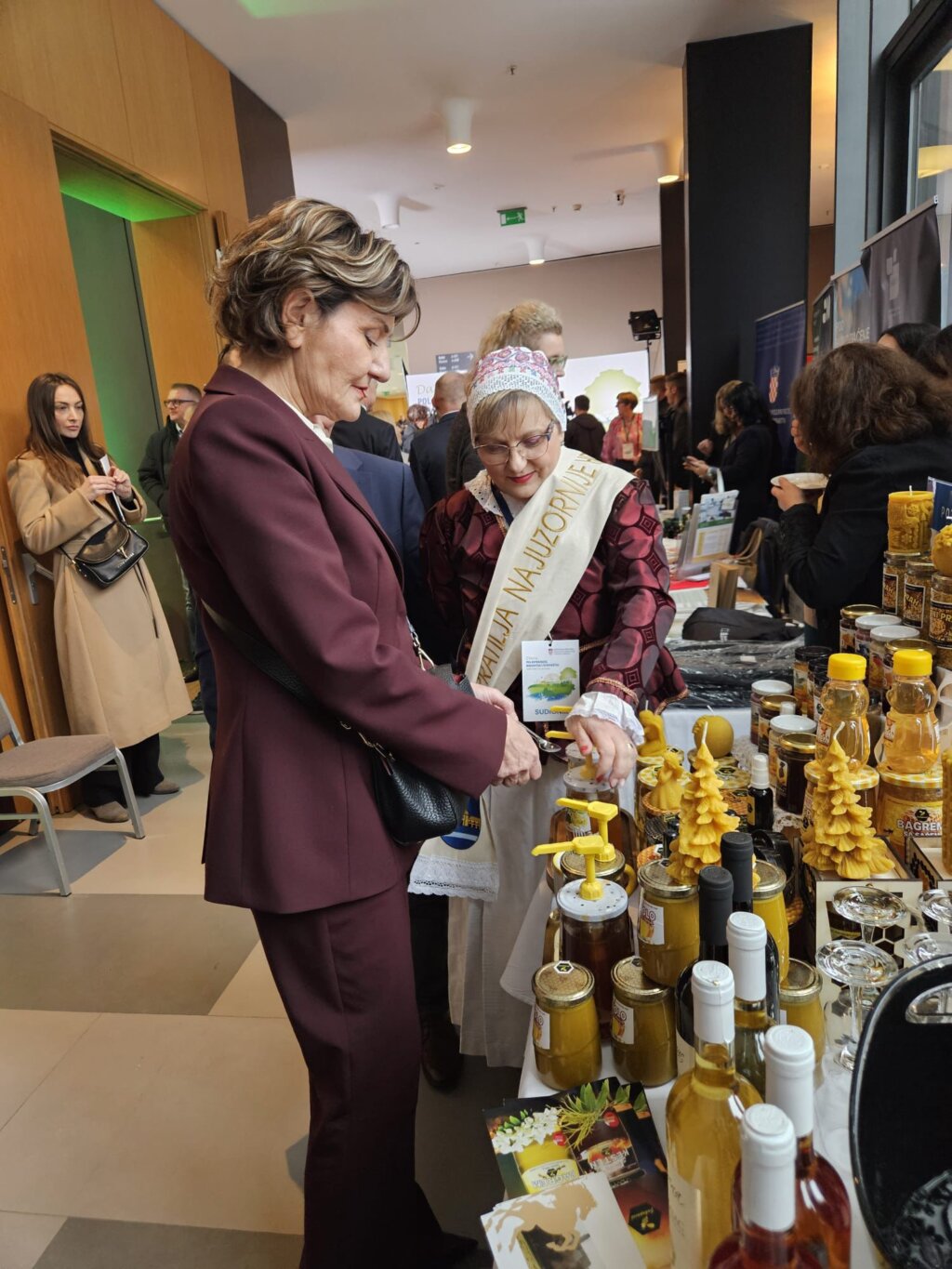 Photo 2025 12 15 21 17 39 7