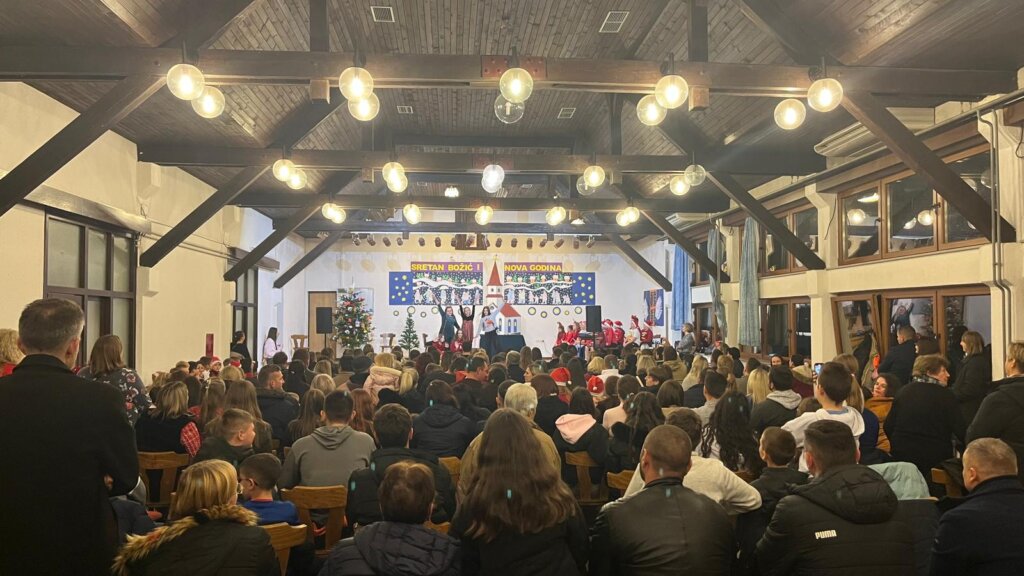 Photo 2025 12 20 12 00 31 1