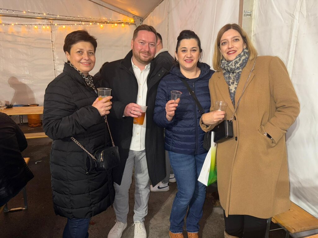 Photo 2025 12 20 19 46 50