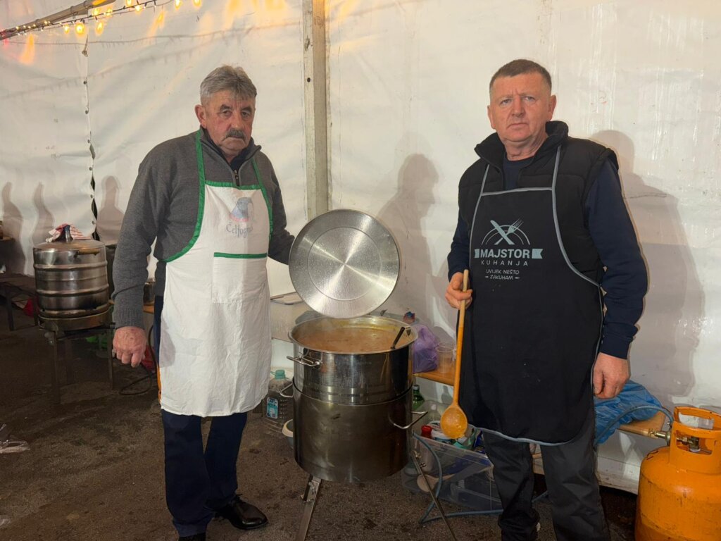 Photo 2025 12 20 19 46 51