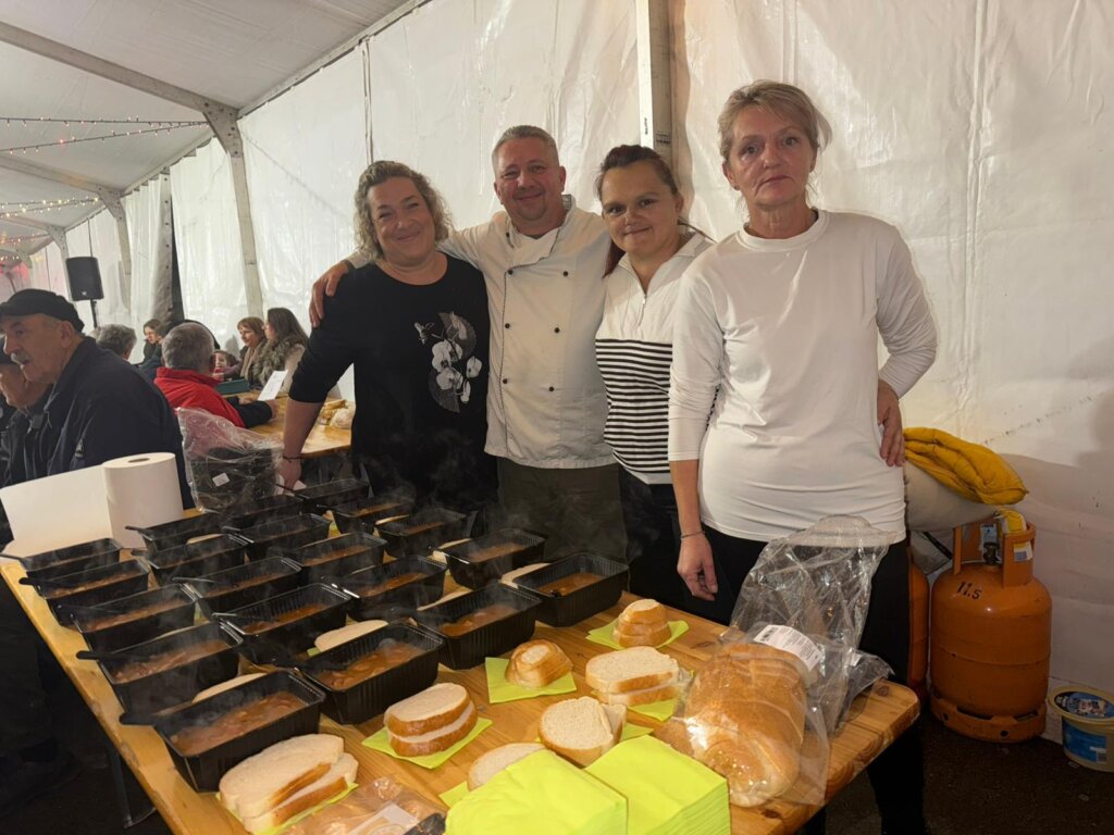 Photo 2025 12 20 19 46 52