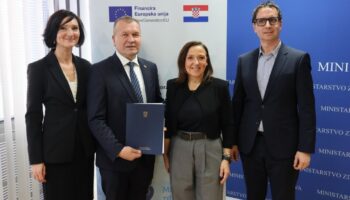 Potpisivanje Ugovora (2) (1)