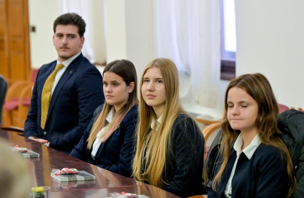 Prva Privatna Gimnazija (11)