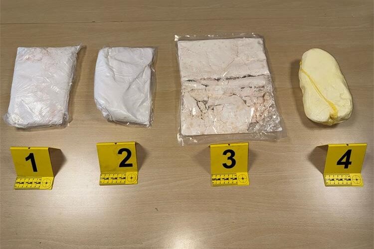 Diler više od četiri kilograma speeda skrivao u tuđem hladnjaku  