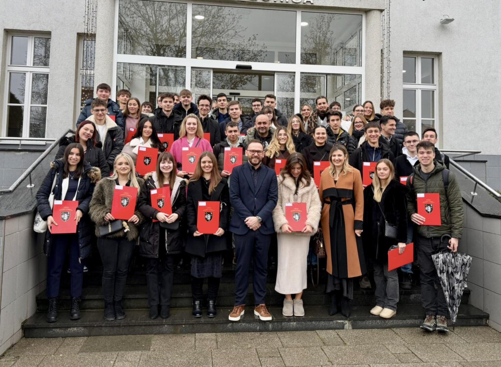 Goričkim učenicima i studentima uručene gradske stipendije