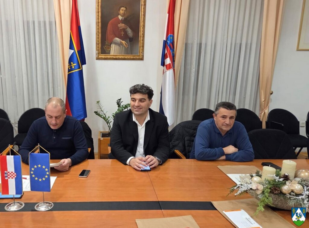 Whatsapp Image 2025 12 16 At 07.37.50 1