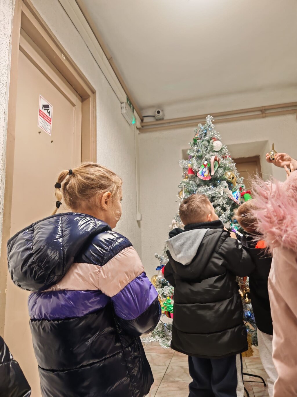 Adfb081b Ac73 46d4 86df 4057d36d4b58