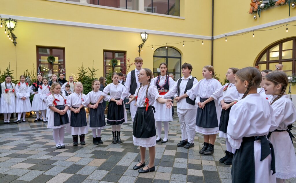 Advent S Pricom Druga Subota 2025 25