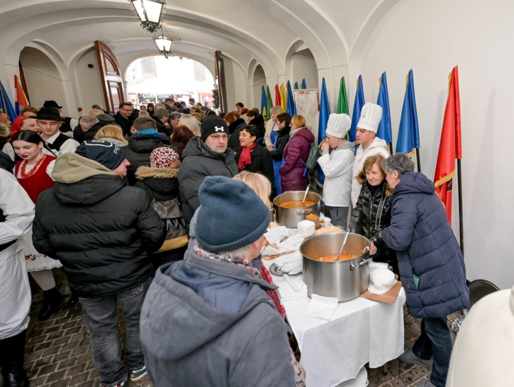 Advent U Atriju Kolaci Sarma Zaklada Vita 2025 (1)