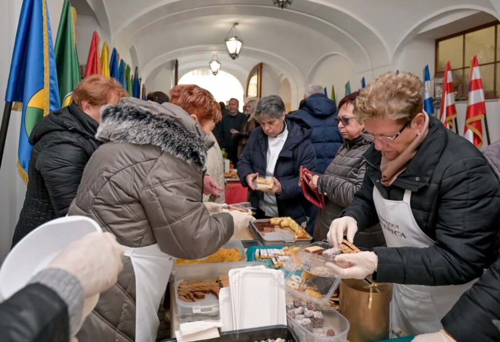 Advent U Atriju Kolaci Sarma Zaklada Vita 2025 (2)