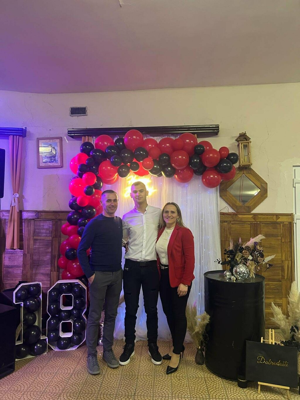 Att.0zlgumdb2p6elk Kx3ef6a3vjfzedbrh4pyw0 1pzv4