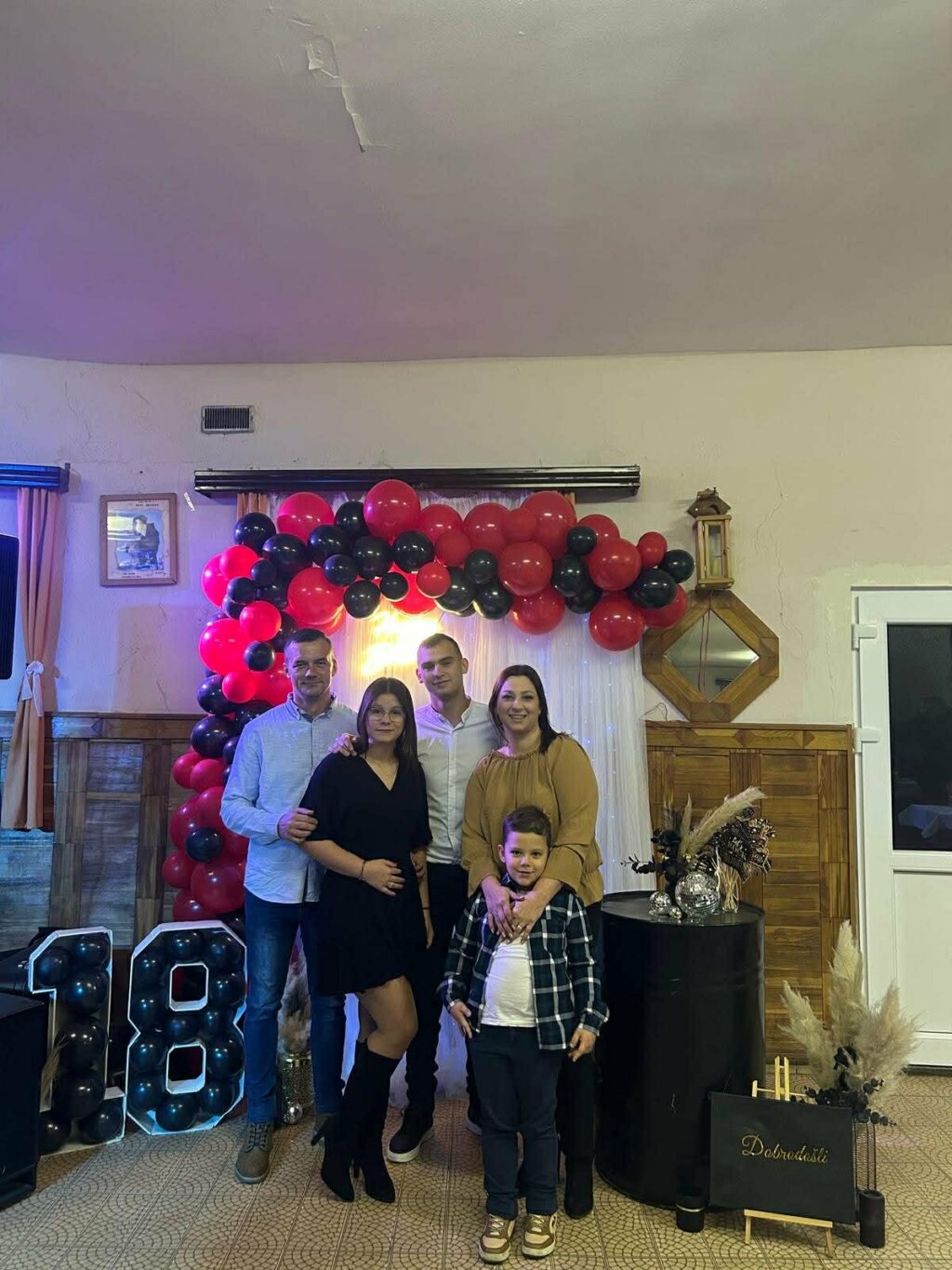 Att.2l5uehrdfeclxrwjqqpn0eqk4o1x8tvrkxcijbjh7g0