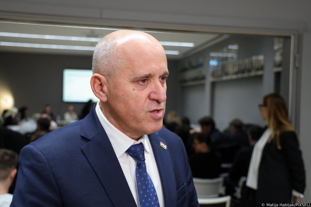 Zagreb: Okrugli Stol "zakon O Prostornom Uređenju Pogledi Struke" U Organizaciji Arhitektonskog Fakulteta Sveučilišta U Zagrebu