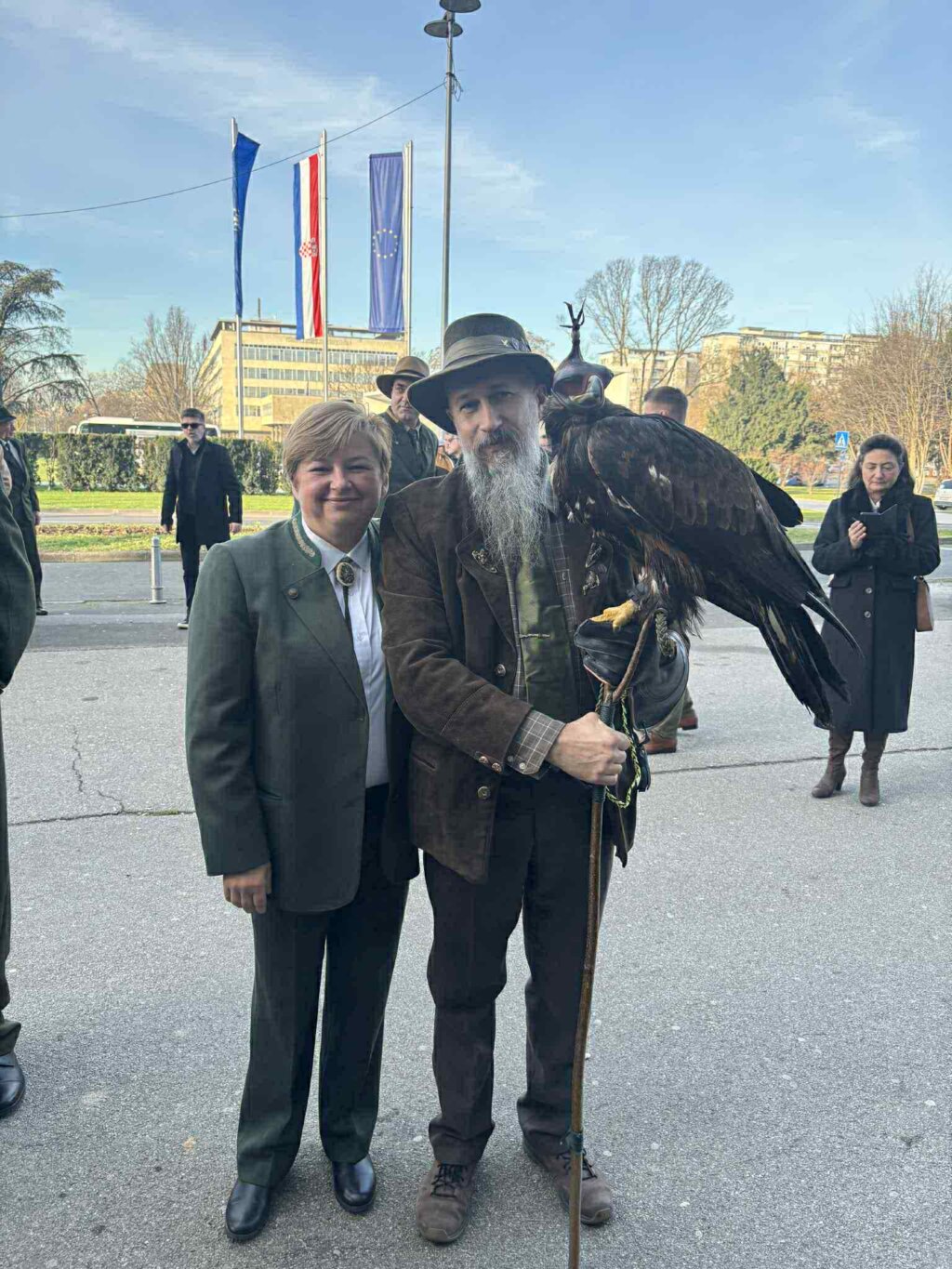 Ef871bc6 Aa8f 4ab1 8195 Afeb6e5de075