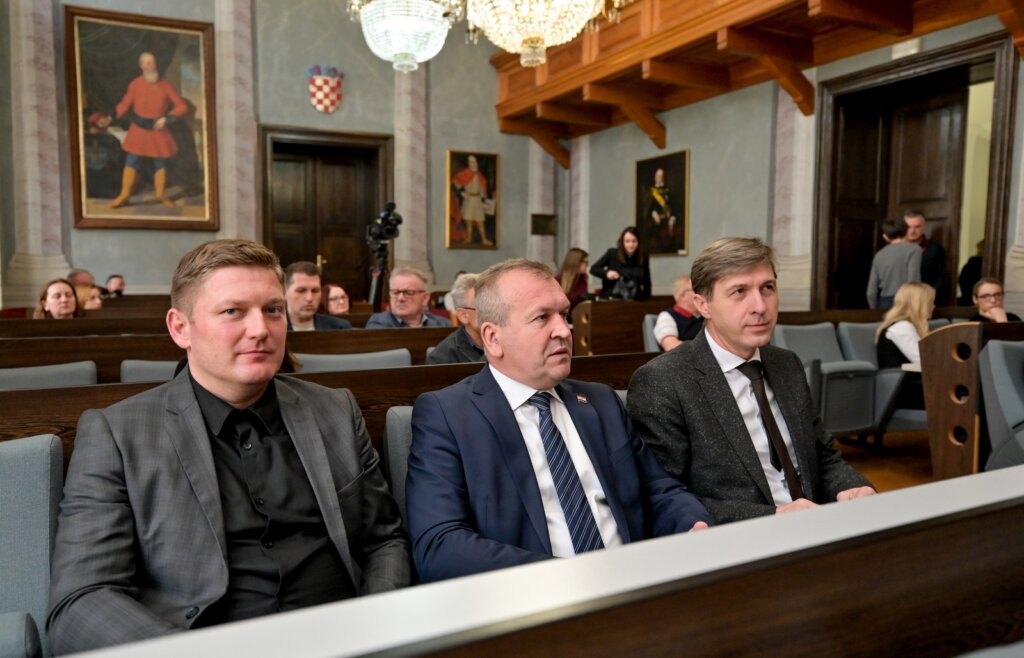 [FOTO] Do 2027. godine poduzetnicima iz Varaždinske županije i cijele sjeverne Hrvatske na raspolaganju 100 milijuna eura bespovratnih EU sredstava