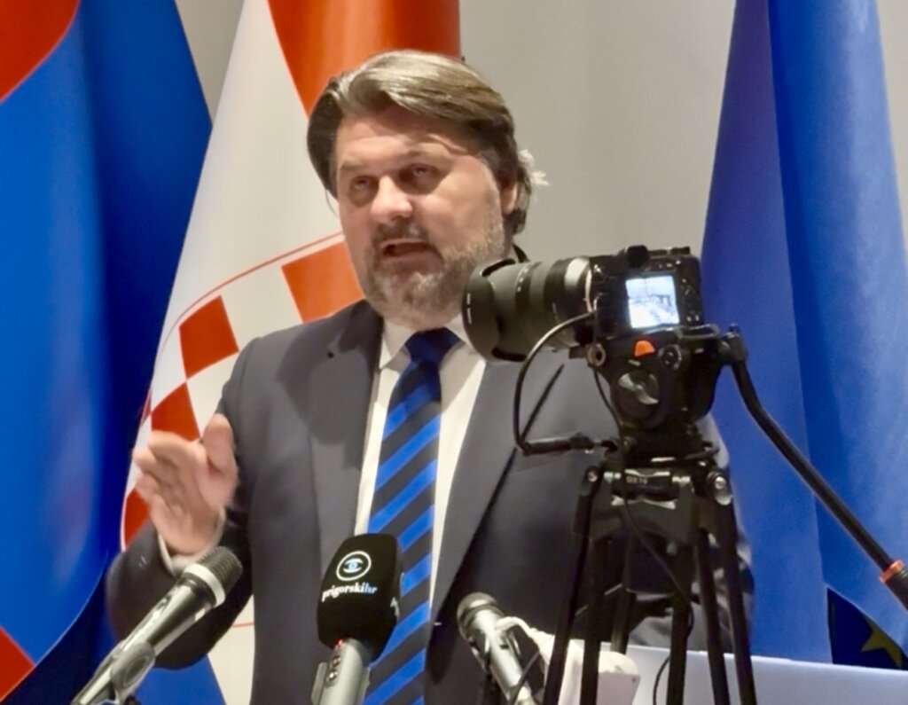 Mladen Kešer poručio kako je Tomislav Katanović najgori gradonačelnik u povijesti Križevaca