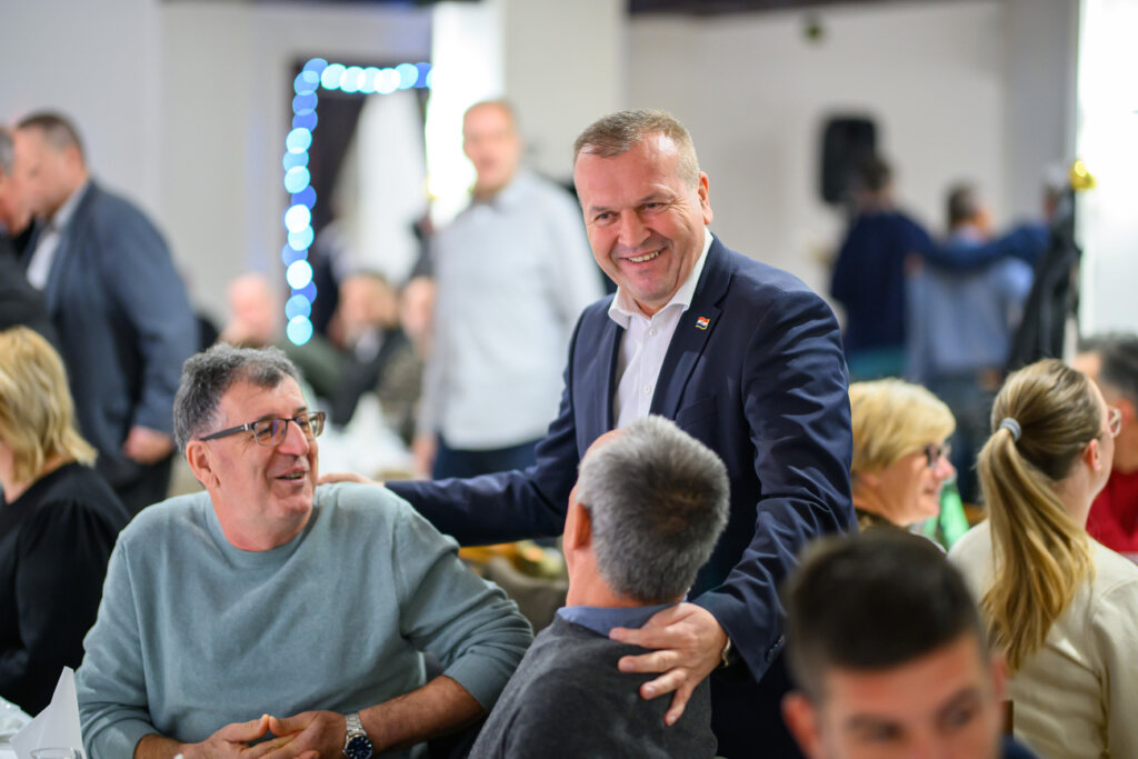 Studiotwenty2.hr@gmail.com