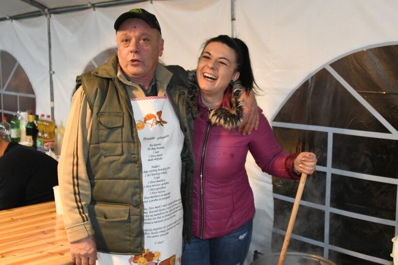 ADVENT U FARKAŠEVCU Ove subote će se podijeliti 800 porcija paprikaša, a okupljene će zabavljati grupa San