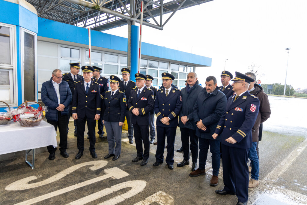 Plovanija: Održan Tradicionalni Susret Predstavnika Hrvatske, Slovenske I Talijanske Policije