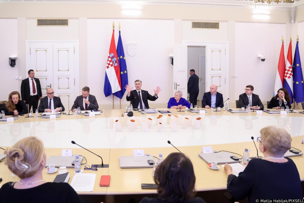 Zagreb: Andrej Plenković Primio Predstavnike Zajednice Saveza Osoba S Invaliditetom Hrvatske