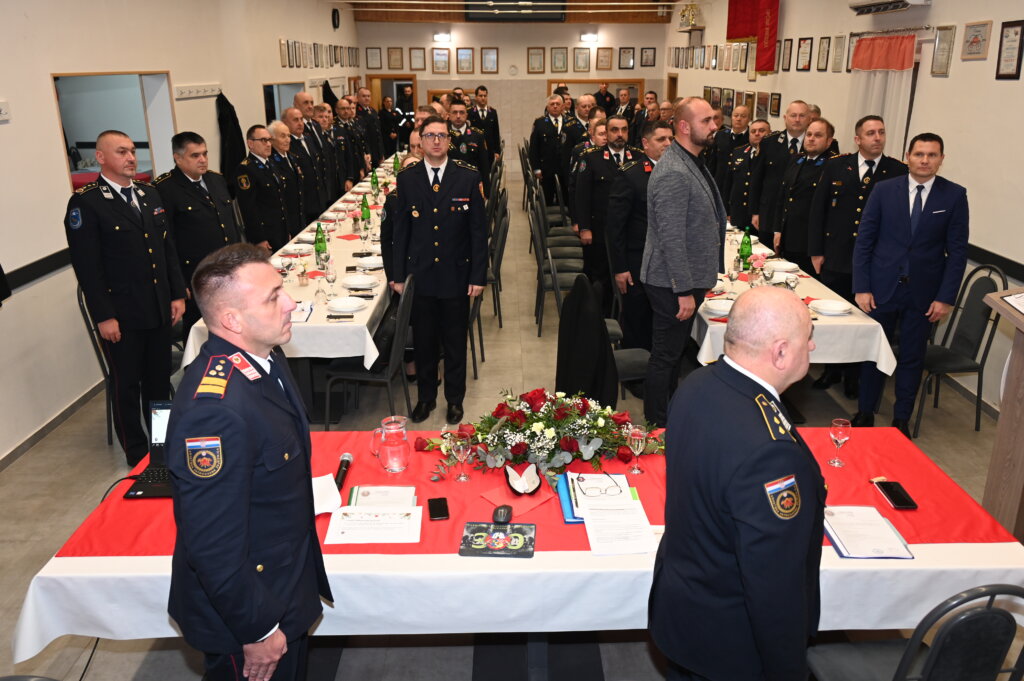 Vatr Zg žup 3977 (12)