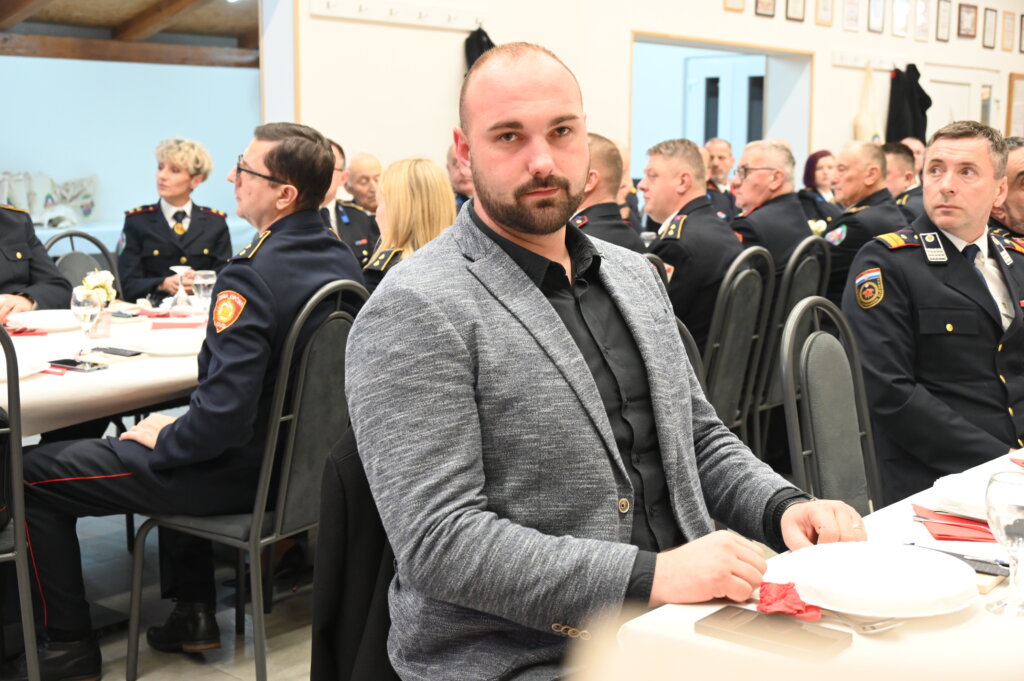 Vatr Zg žup 3977 (34)