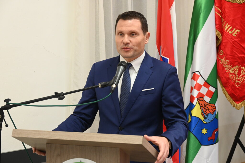 Vatr Zg žup 3977 (45)