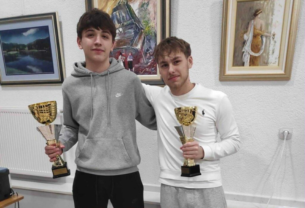 2d9496ce 1322 4310 97c2 9035b283b232