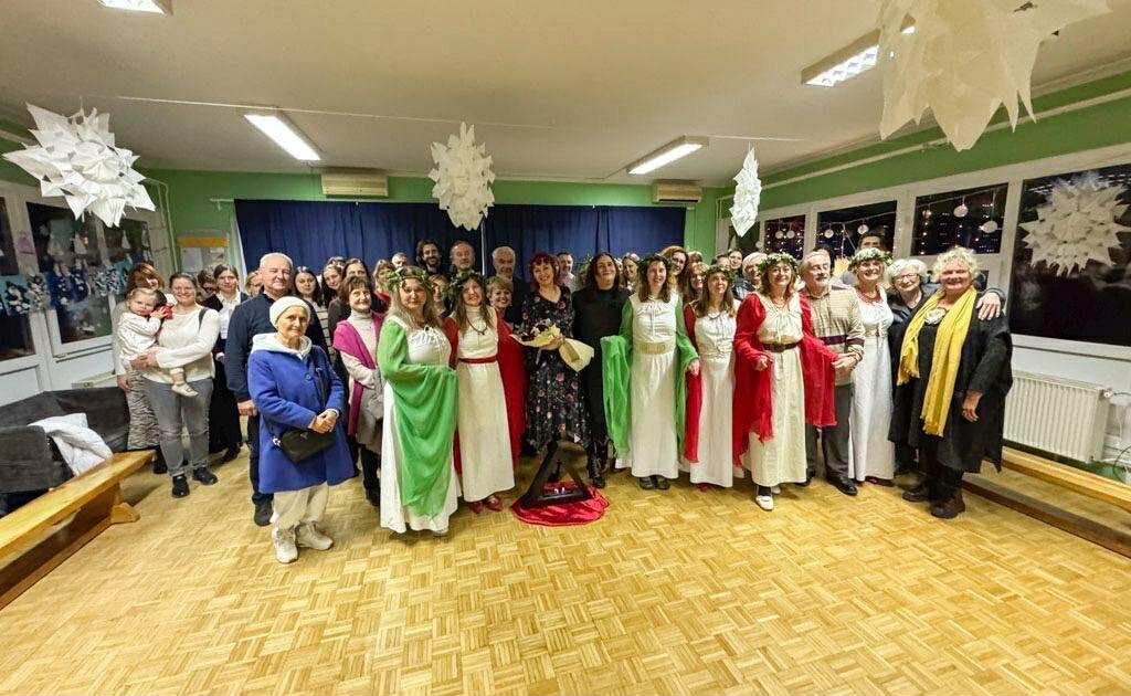 38131991 2aec 4bf9 81ec 150c03968cf6