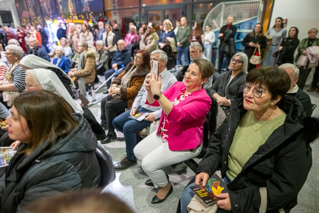 603892974 1307594588059199 5151098111115902423 N