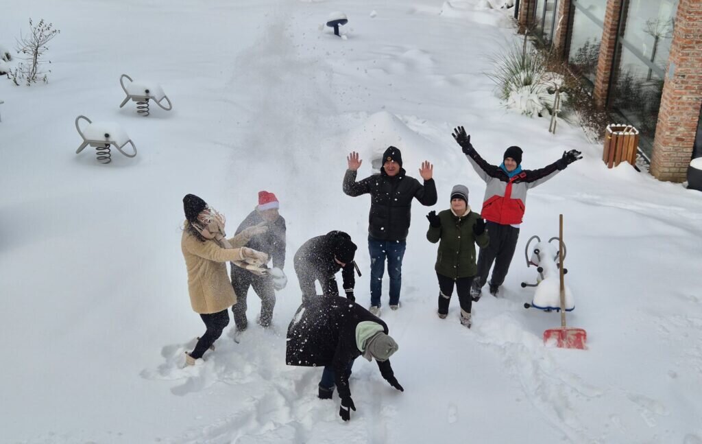 612325872 1332677398902321 2265572730986643720 N E1767857675757 1024x647