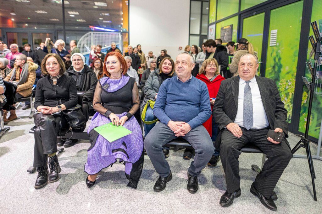 617769250 1307596138059044 5443222295681272356 N