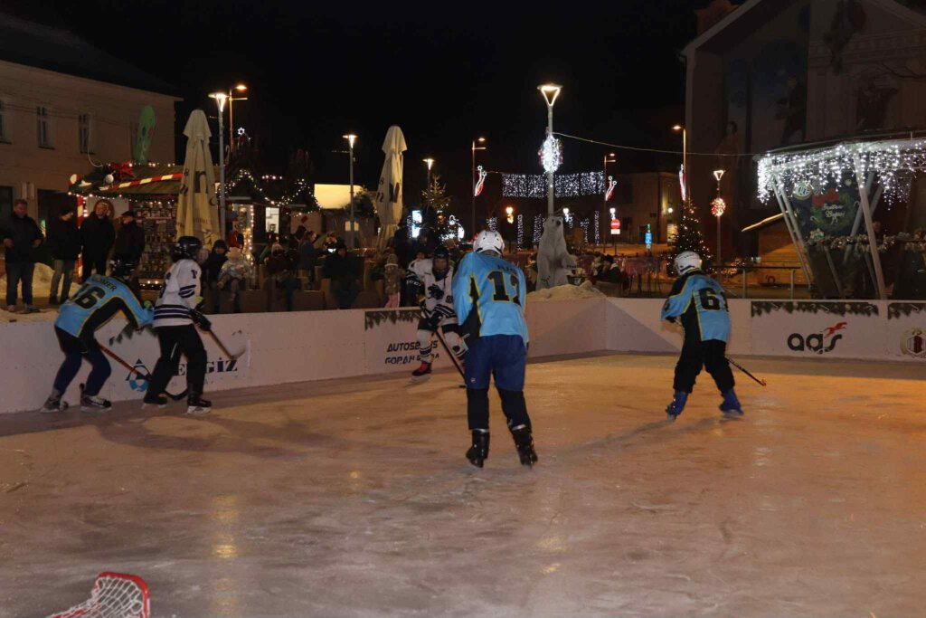 8b0cb51d 454b 48b6 B585 Bca4849dbfbb