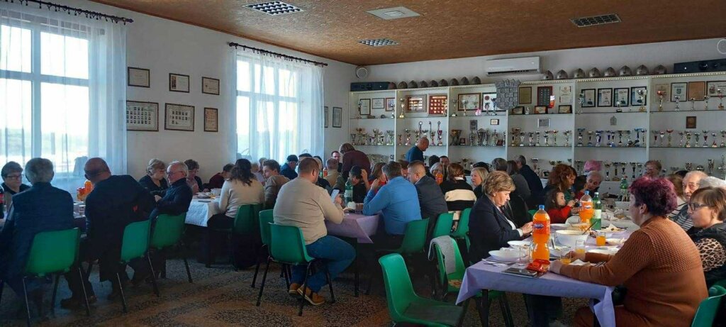 8dbdf11a 8700 43bc 9b7d 4c2a9c389f1f