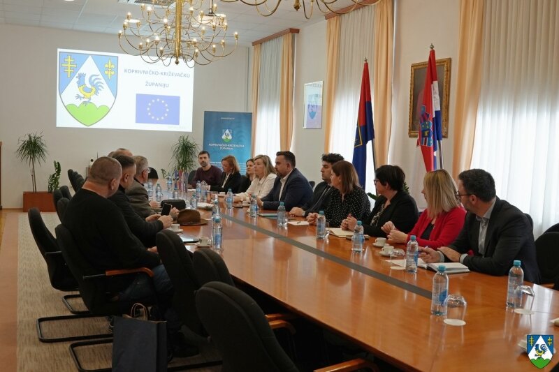 Kkz00528 800x800 Equal