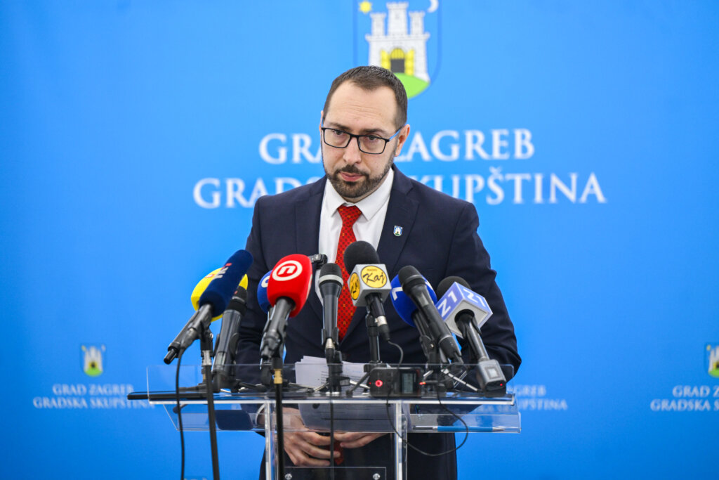 Zagreb: Gradonačelnik Tomašević I Predsjednik Gradske Skupštine Matej Mišić Održali Su Zajedničku Konferenciju Za Medije